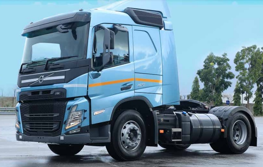 BOOK A TEST DRIVE Volvo Fm 420 4x2 LNG Trailer